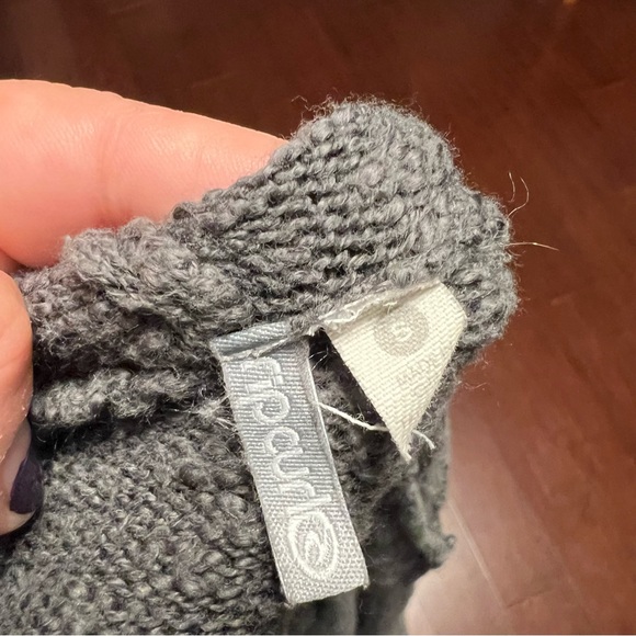 RipCurl cardigan - Picture 5 of 5